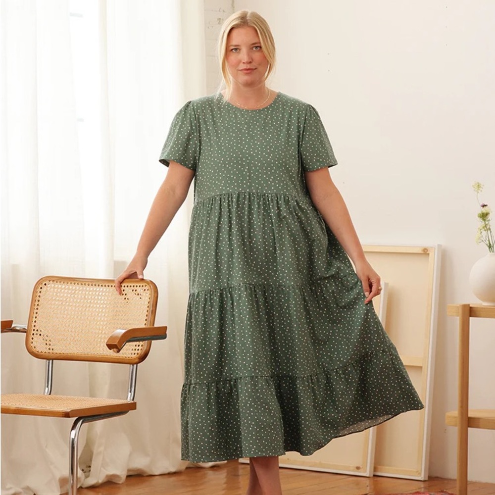 NWT Tradlands Chalet Dress in Juniper size Large Linen